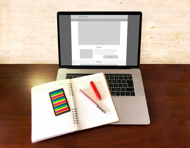 UXデザインのユーザーテストとは？実践方法と事例を紹介