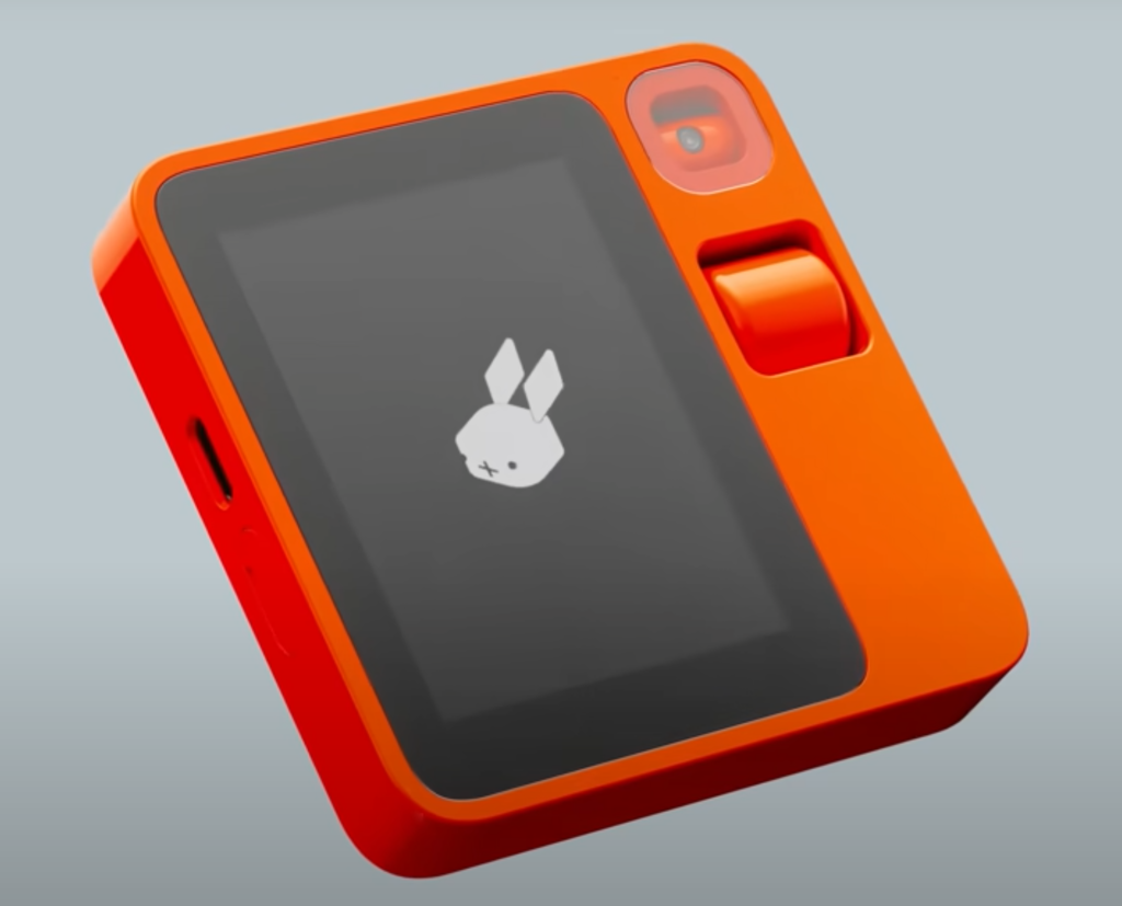 rabbit r1が登場！音声で操作する革新的なモバイルAI端末
